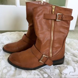 🌼 Brown Moto Style Buckle Boots